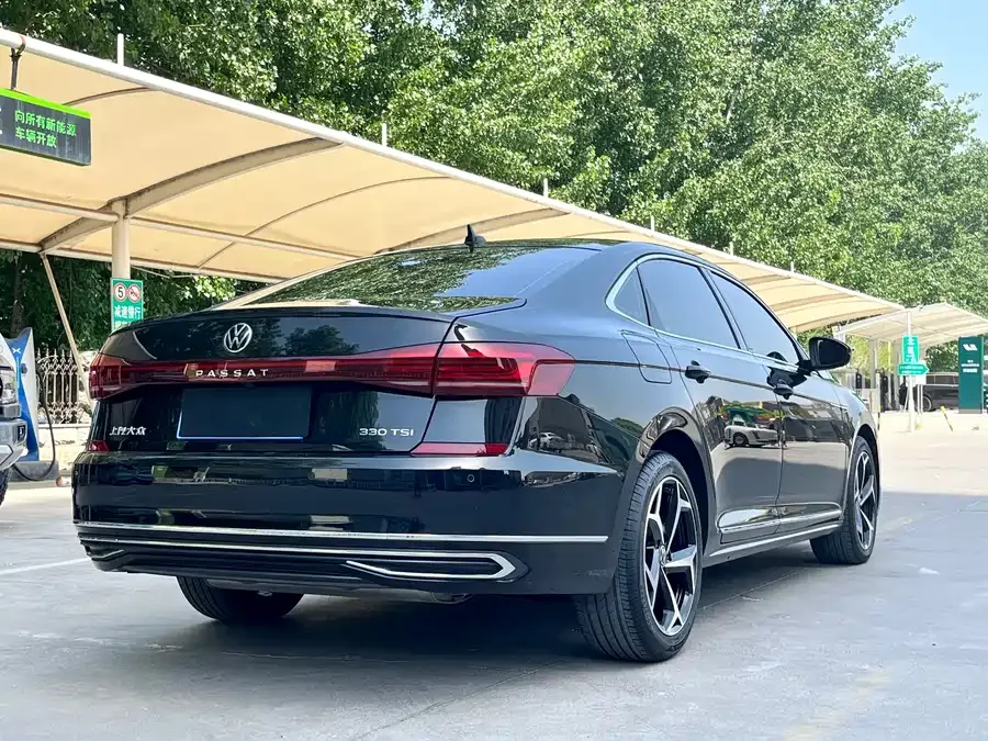 Volkswagen Passat Passat 2023 330TSI Star Elite Edition 2023 — миниатюра 5