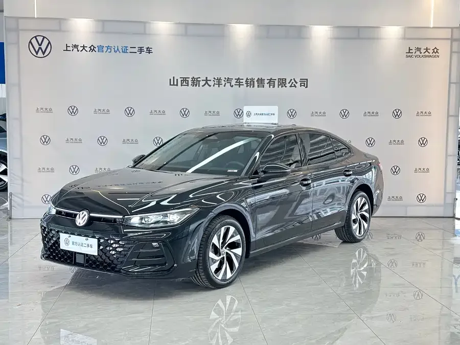 Volkswagen Passat 2025