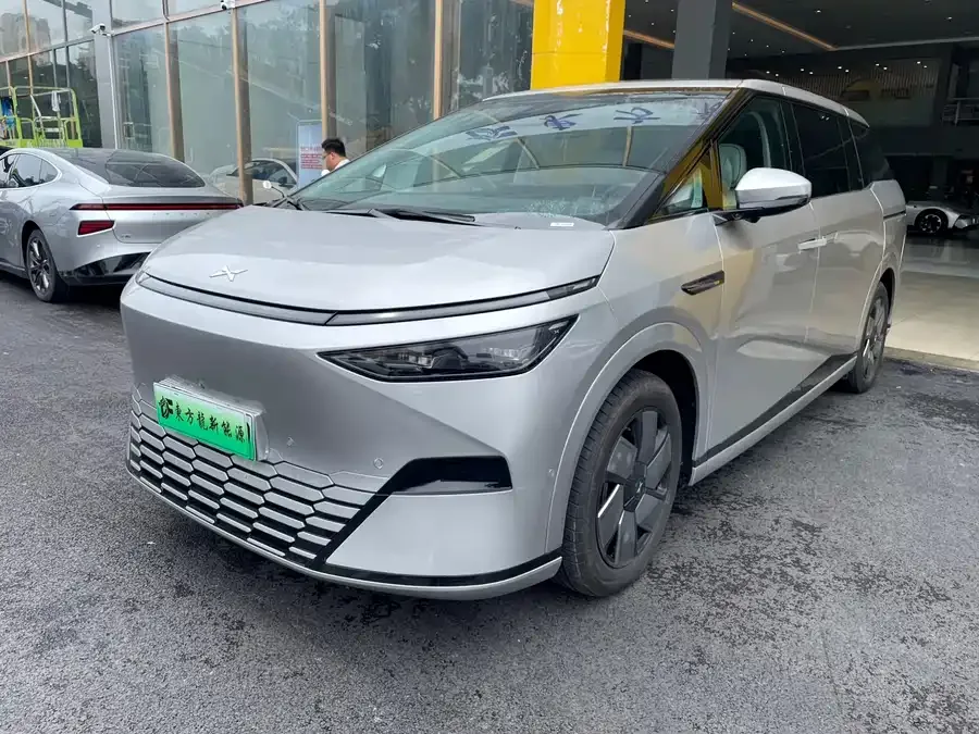 XPeng XPeng X9 2024