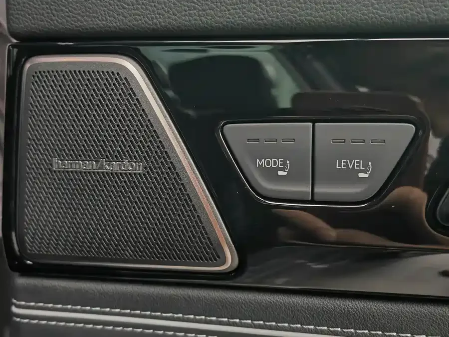 Volkswagen Passat Passat 2025 PRO 380TSI Starry Sky Dragon Edition 2024 — миниатюра 2