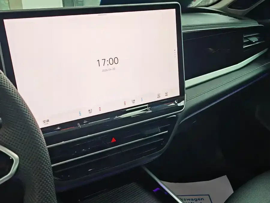 Volkswagen Passat Passat 2025 PRO 380TSI Starry Sky Dragon Edition 2024 — миниатюра 3