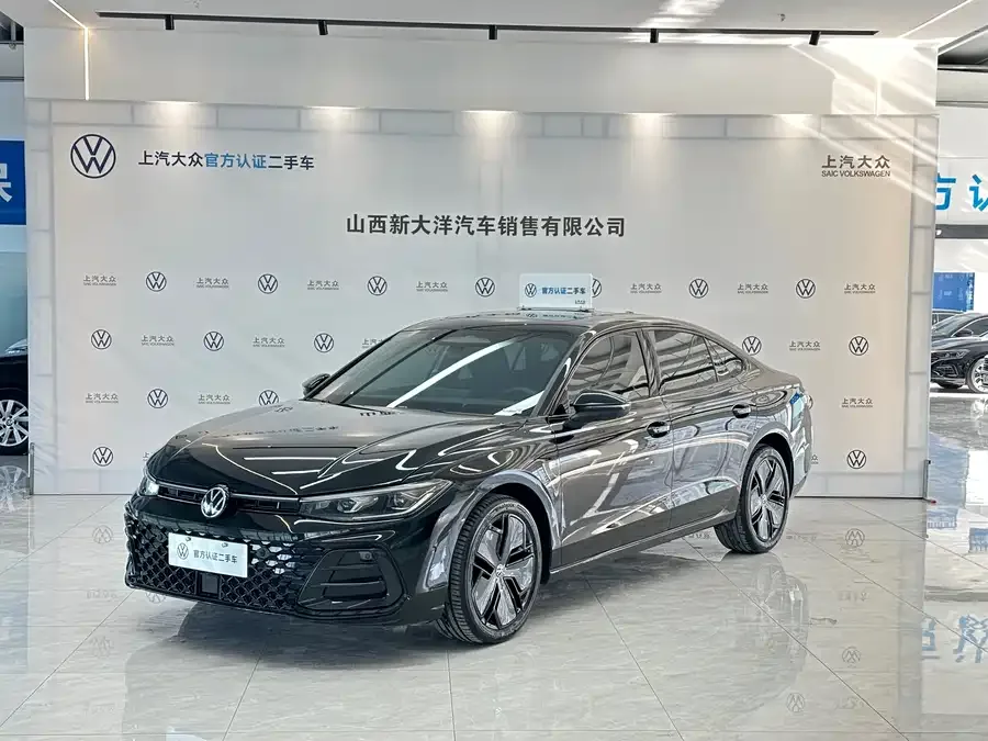 Volkswagen Passat 2024