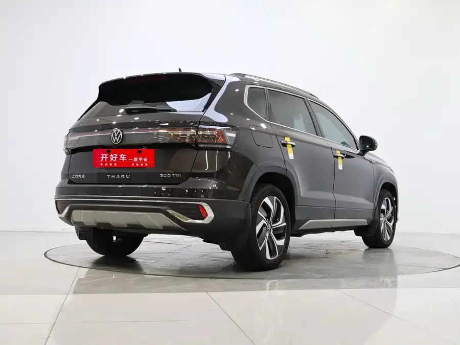 Volkswagen Tiguan (Tharu) Tuyue 2024 300TSI 2WD Moon Edition 2024 — миниатюра 2
