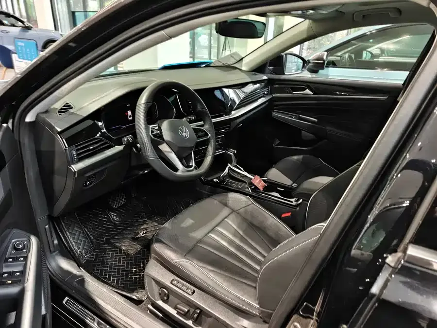 Volkswagen Passat Passat 2024 330TSI Elite Edition 2024 — миниатюра 3