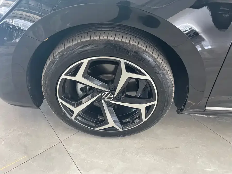 Volkswagen Passat Passat 2024 380TSI Star Elite Edition 2024 — миниатюра 4