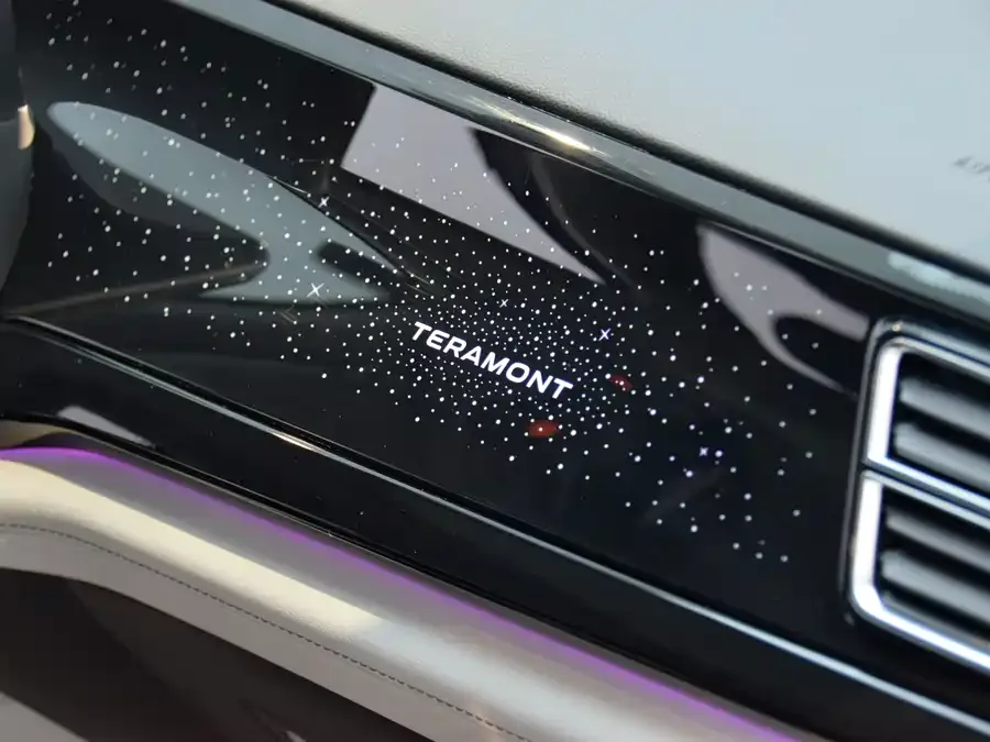 Volkswagen Teramont Touron 2024 530 V6 four-wheel drive luxury version 2023 — миниатюра 5