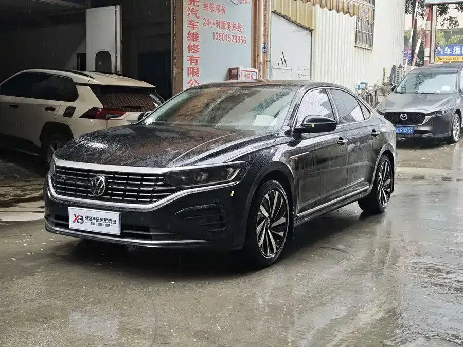 Volkswagen Passat 2023
