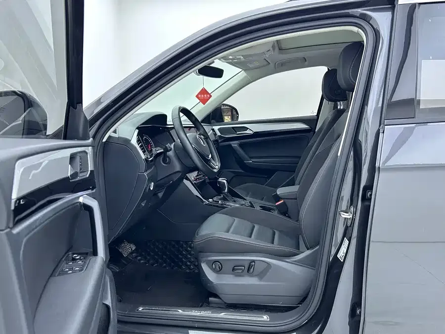 Volkswagen Tayron Tanyue 2022 280TSI 2WD Luxury Smart Edition 2022 — миниатюра 3