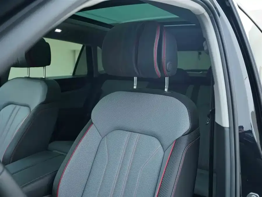 Volkswagen Teramont 2024 Touron Touron X 380TSI 4WD Luxury Edition 2023 — миниатюра 4