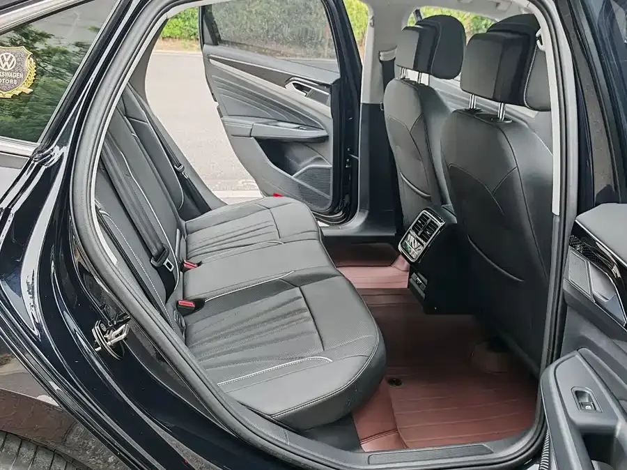 Volkswagen Passat Passat 2024 380TSI Star Elite Edition 2024 — миниатюра 3