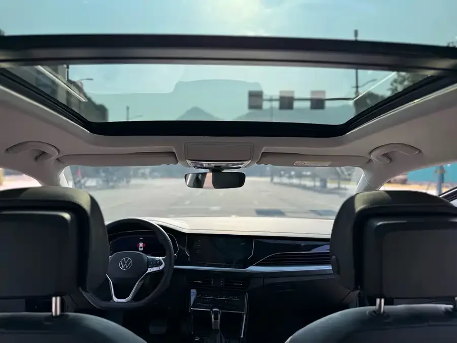Volkswagen Passat Passat 2025 Outstanding Model 380TSI Starry Sky Dragon Edition 2025 — миниатюра 5