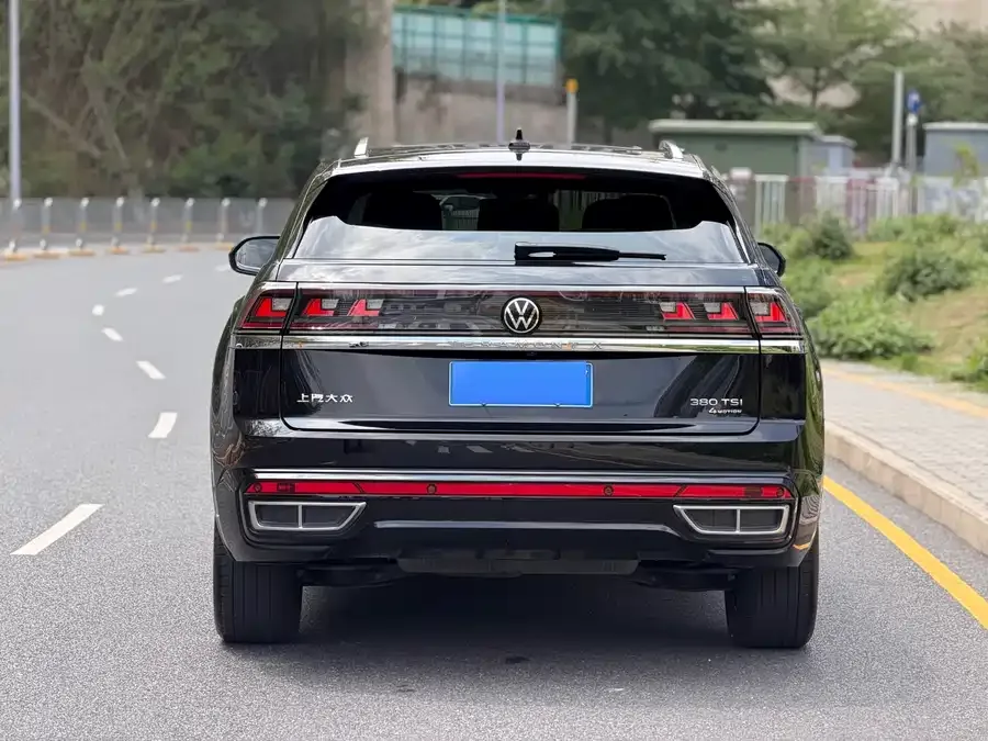 Volkswagen Teramont 2024 Touron Touron X 380TSI 4WD Luxury Edition 2024 — миниатюра 4