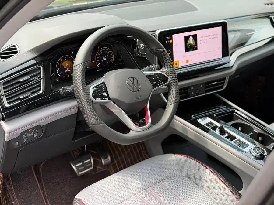 Volkswagen Teramont 2024 Touron Touron X 380TSI 4WD Luxury Edition 2024 — миниатюра 5