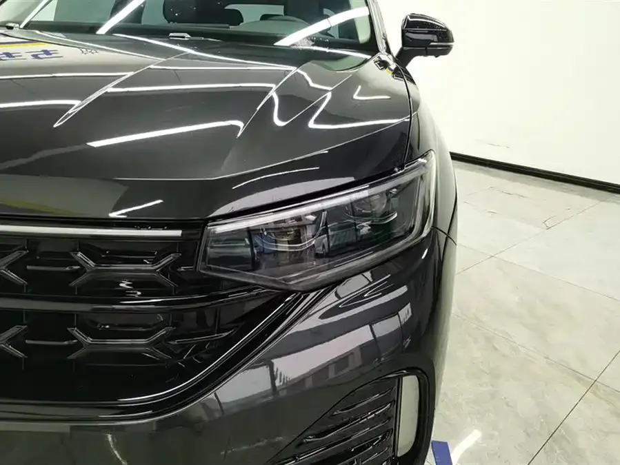 Volkswagen Tayron Tanyue 2023 330TSI 2WD R-Line High Energy Edition 2023 — миниатюра 5