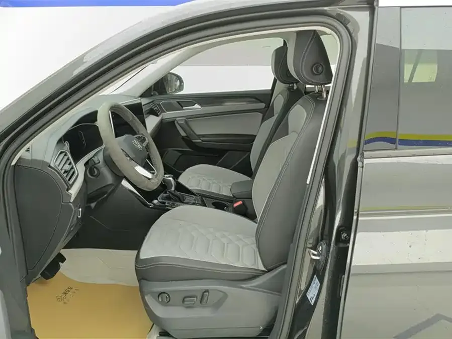 Volkswagen Tayron Tanyue 2024 300TSI 2WD Luxury Plus Advanced Edition 2024 — миниатюра 3