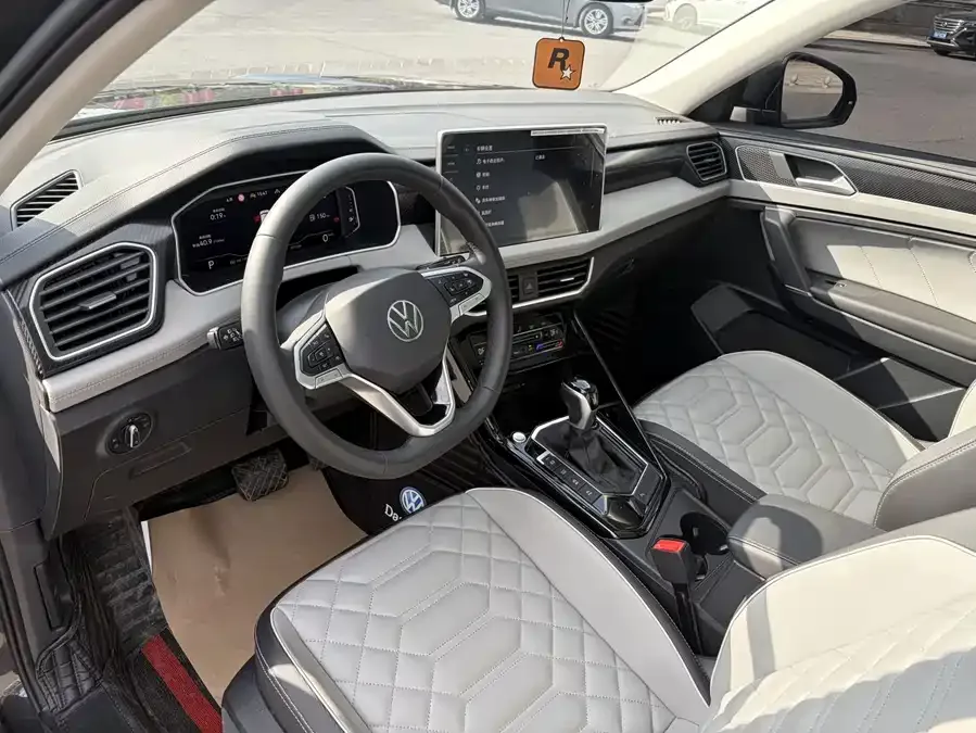 Volkswagen Tayron Tanyue 2024 300TSI 2WD Luxury Plus Advanced Edition 2024 — миниатюра 2