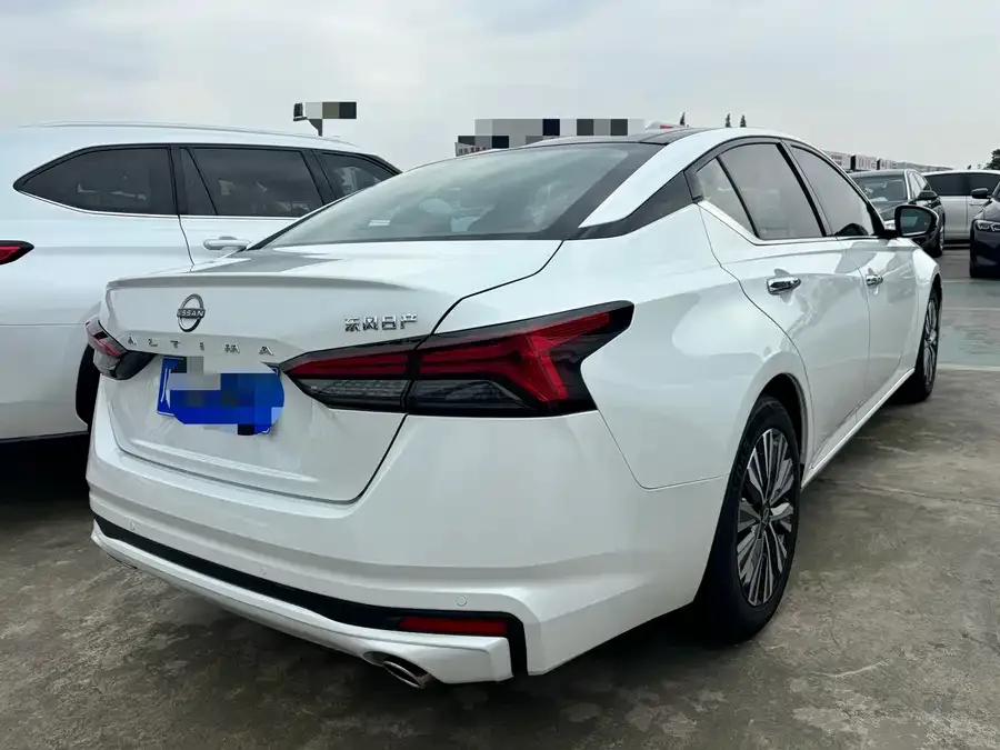 Nissan Altima 2022 Teana 2.0L XL-TLS Enjoy Edition 2024 — миниатюра 4