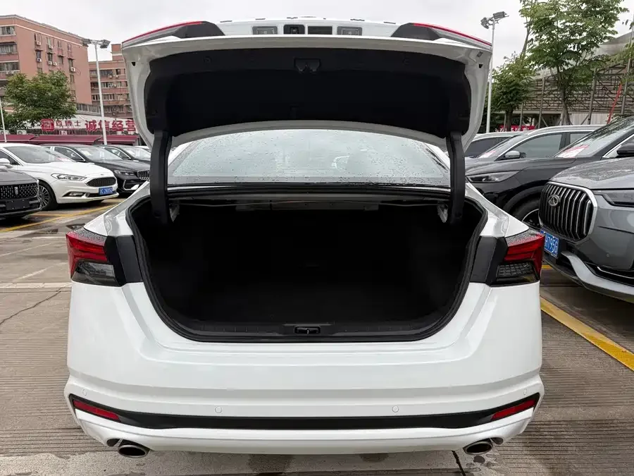 Nissan Altima 2022 Teana 2.0L XL-TLS Enjoy Edition 2023 — миниатюра 3