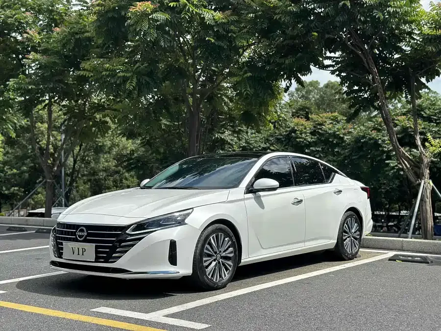Nissan Altima 2023