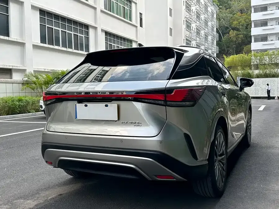 Lexus RX 2023 350h 4WD Pure Edition 2023 — миниатюра 3