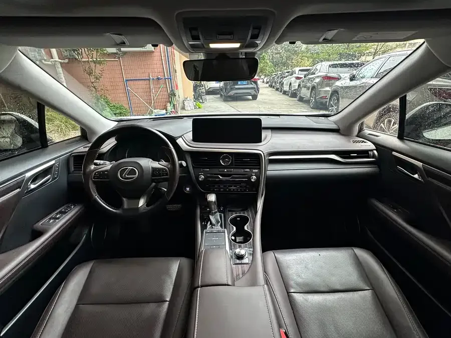 Lexus RX 2021 300 four-wheel drive special edition 2022 — миниатюра 2
