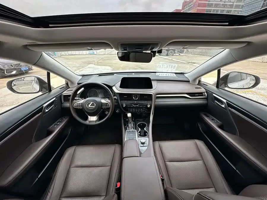 Lexus RX 2020 300 two-wheel drive comfort version China VI 2022 — миниатюра 2