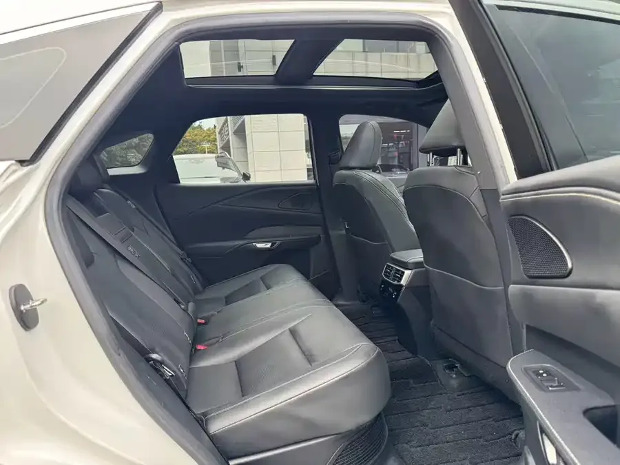 Lexus RX 2023 350h 4WD Pure Edition 2023 — миниатюра 4