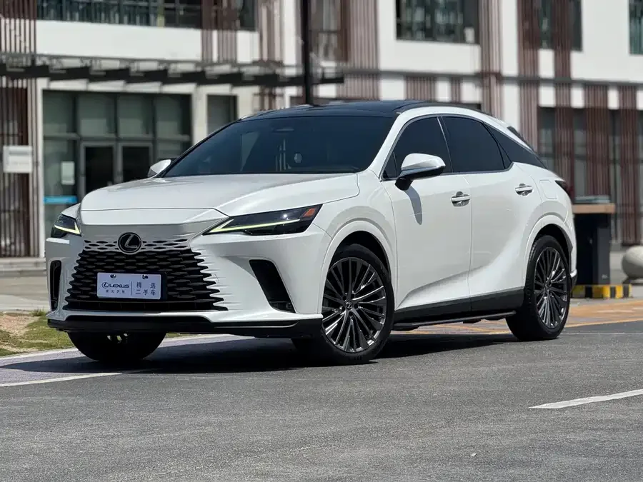 Lexus RX 2023