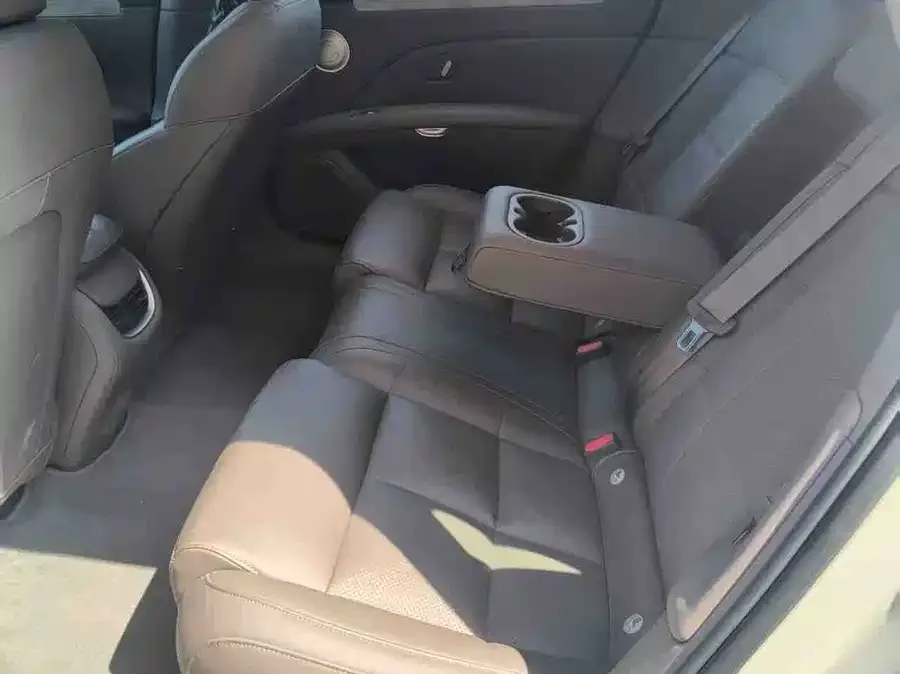 Zhiji L6 Zhiji L6 2025 Ultra 2025 — миниатюра 5