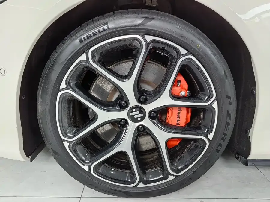 Zhiji L6 Zhiji L6 2025 Ultra 2025 — миниатюра 5