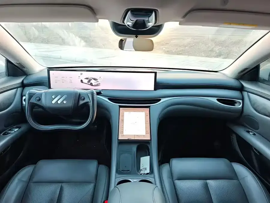 Zhiji L6 Zhiji L6 2024 Max Standard Edition 2024 — миниатюра 2