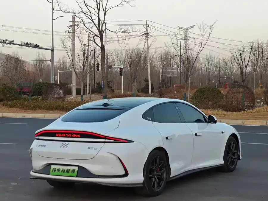 Zhiji L6 Zhiji L6 2024 Max Standard Edition 2024 — миниатюра 3