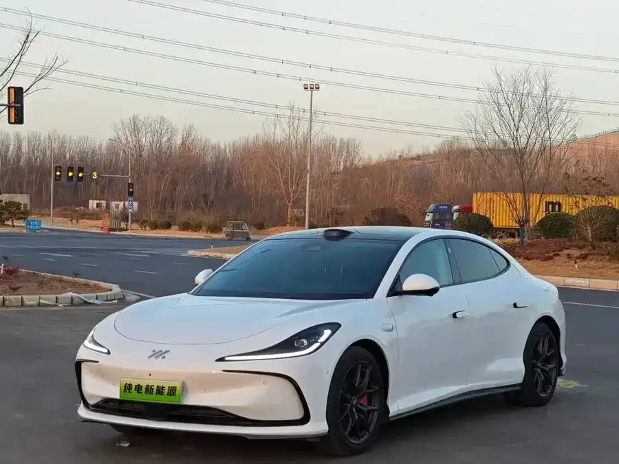 Zhiji L6 2024