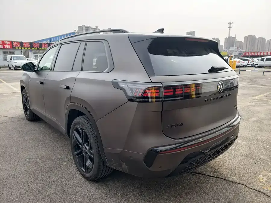 Volkswagen Teramont 2025 Touron Pro 450TSI 4WD Summit Edition 2025 — миниатюра 5