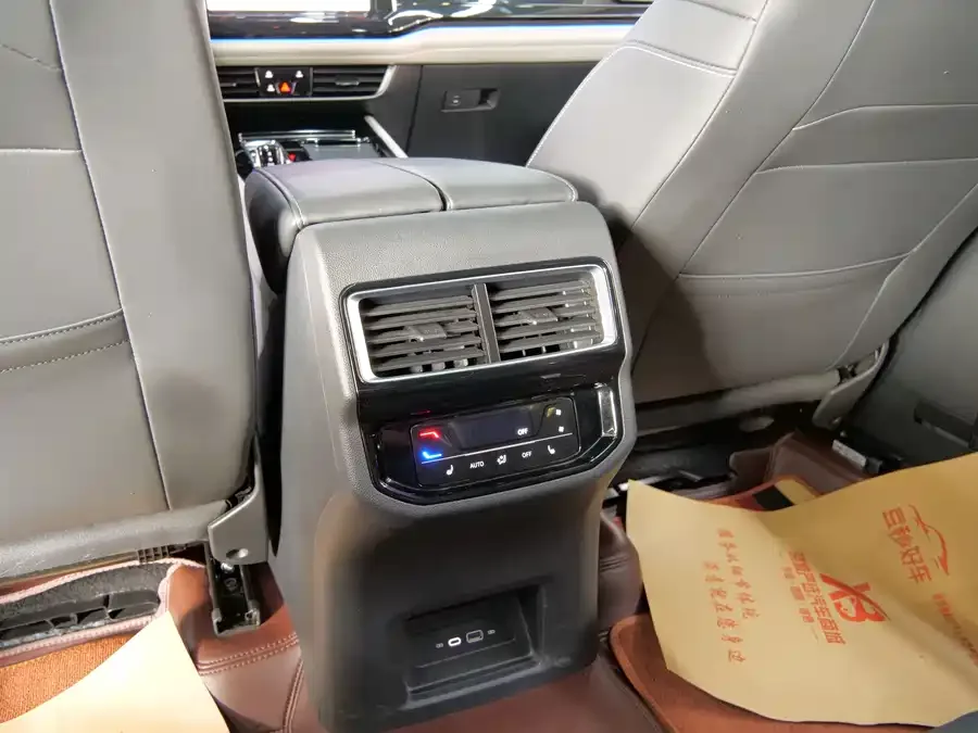 Volkswagen Teramont 2023 Touron 380TSI 4WD flagship version 2023 — миниатюра 5