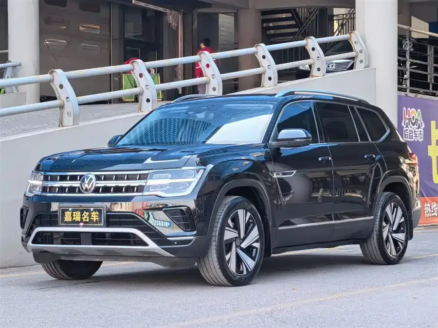 Volkswagen Teramont 2024 Touron 380TSI 4WD Luxury Edition 2024 — фото 1, купить с доставкой в Москву