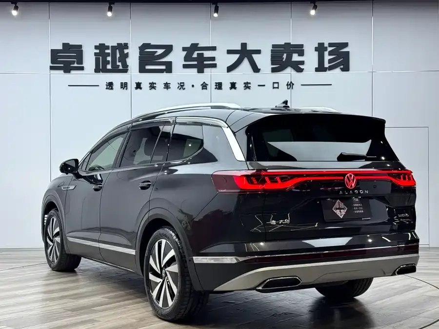 Volkswagen Talagon 2022 Lanjing 380TSI 4WD Luxury Jiajing Edition Pro 7 Seaters 2023 — миниатюра 2
