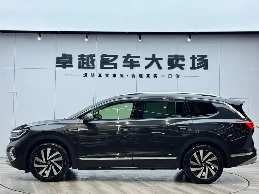 Volkswagen Talagon 2022 Lanjing 380TSI 4WD Luxury Jiajing Edition Pro 7 Seaters 2023 — миниатюра 4