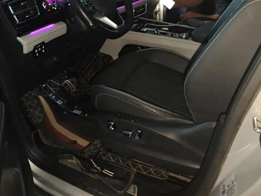 Volkswagen Teramont Touron 2021 530 V6 four-wheel drive luxury version 2022 — миниатюра 3