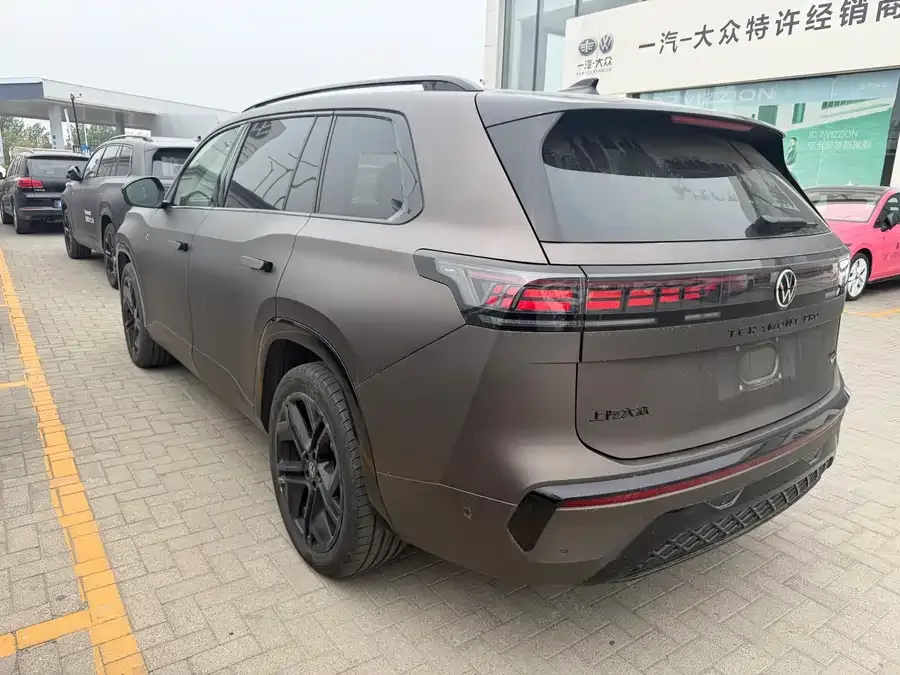 Volkswagen Teramont 2025 Touron Pro 450TSI 4WD Summit Edition 2025 — миниатюра 4