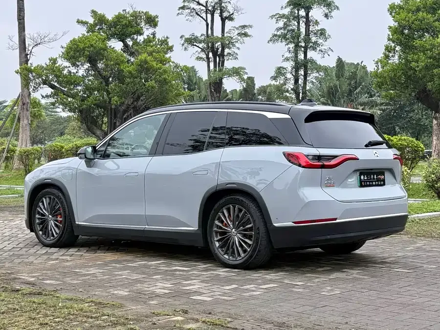 NIO ES8 NIO ES8 2022 100kWh Six-seat Edition 2022 — миниатюра 5