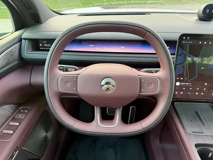 NIO ES8 NIO ES8 2026 Six-seat Executive Luxury Edition 2026 — миниатюра 3