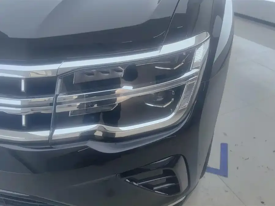 Volkswagen Teramont 2024 Touron 380TSI 4WD Luxury Edition 2024 — миниатюра 2