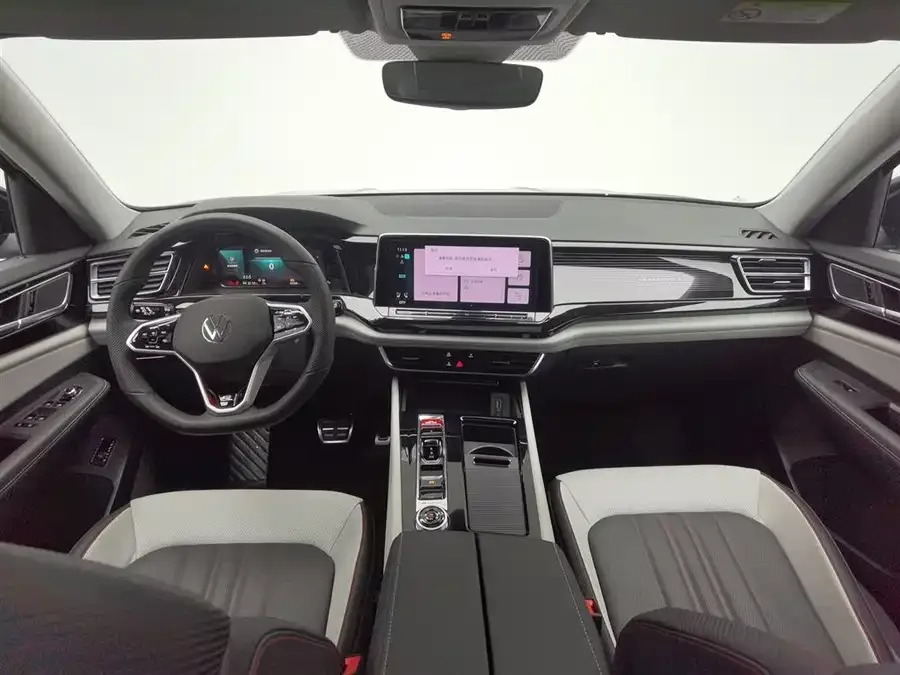 Volkswagen Teramont 2024 Touron Touron X 380TSI 4WD Dragon Edition 2025 — миниатюра 2