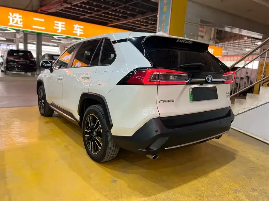 Toyota Wildlander New Energy Wildlander New Energy 2021 High-Performance Edition 2.5L 2WD Power Edition 2022 — миниатюра 2