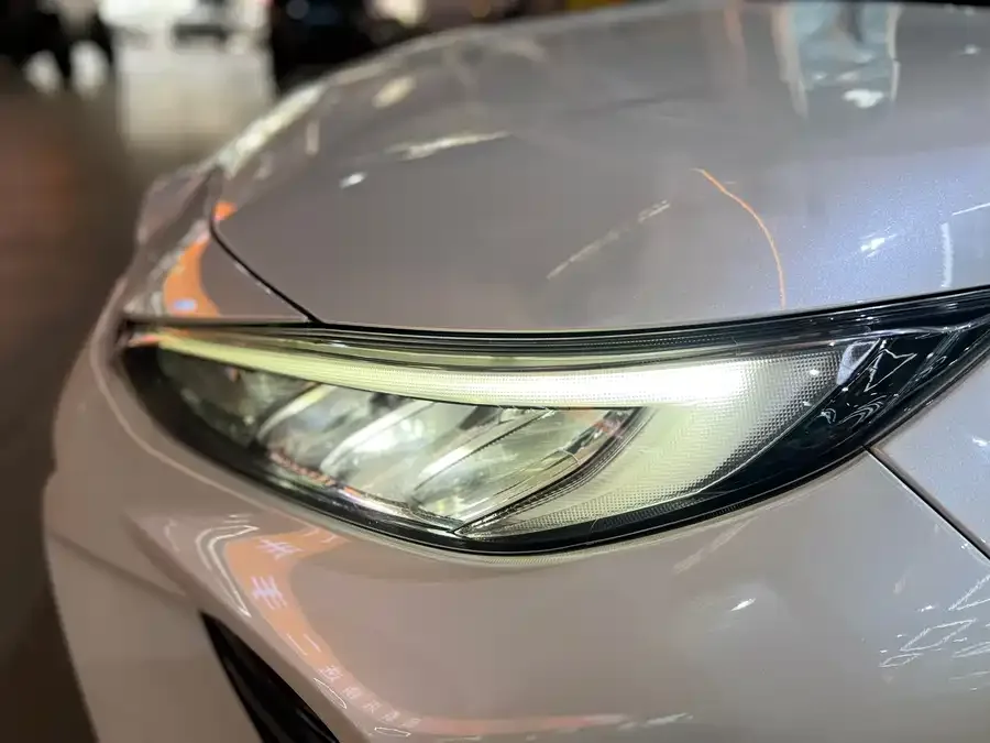 Toyota Wildlander New Energy Wildlander New Energy 2021 High-Performance Edition 2.5L 2WD Power Edition 2022 — миниатюра 5