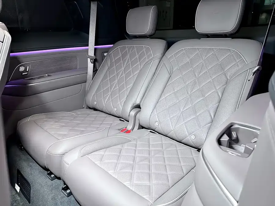 NIO ES8 NIO ES8 2026 Six-seat Executive Luxury Edition 2026 — миниатюра 4