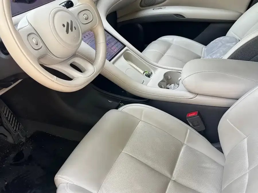 IM Motors LS6 Zhiji LS6 2025 Linglizard Intelligent Driving Edition 2024 — миниатюра 4