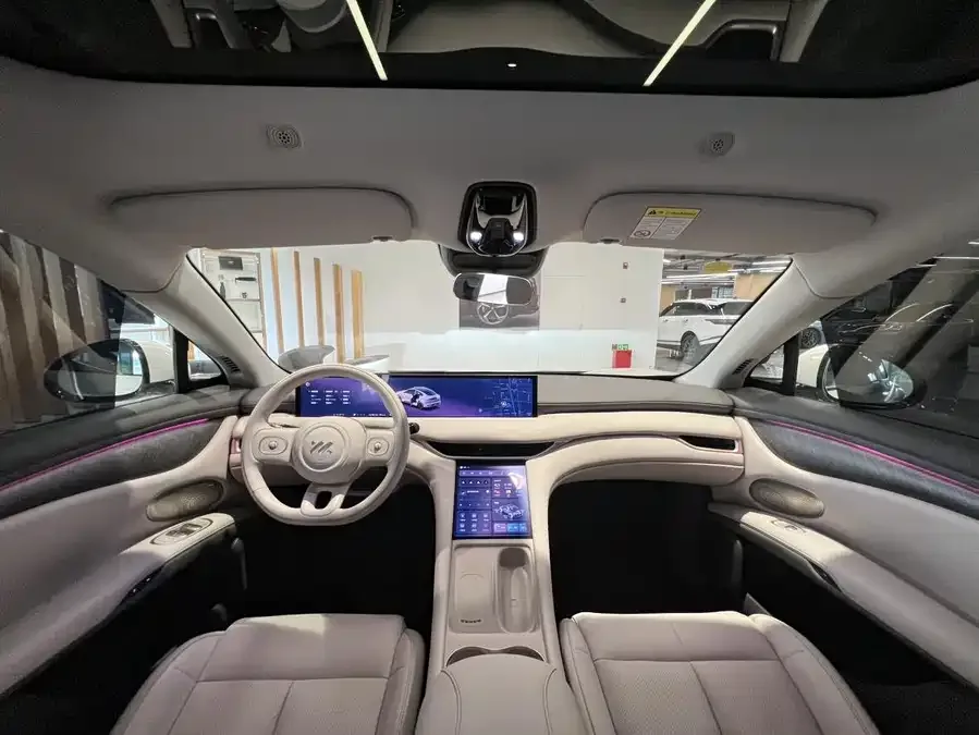 IM Motors LS6 Zhiji LS6 2025 Linglizard Intelligent Driving Edition 2025 — миниатюра 4