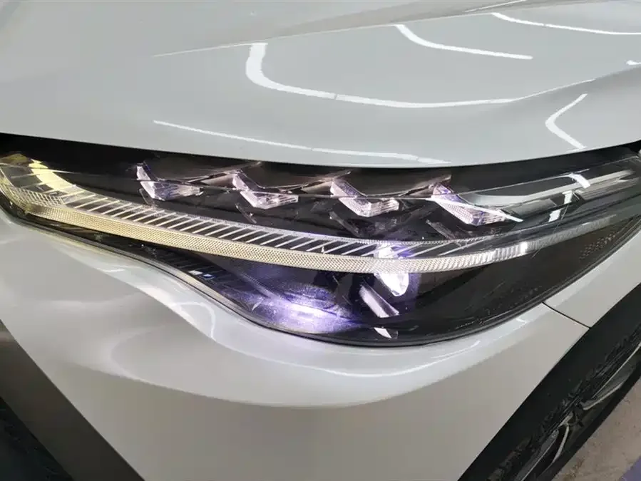 Toyota Frontlander Fenglanda 2022 2.0L CVT Luxury PLUS Edition 2022 — миниатюра 2
